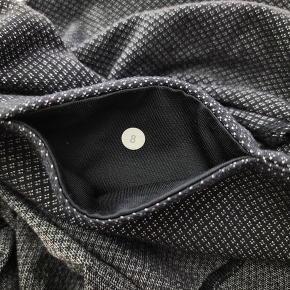 Lululemon Skinny Groove Leggings Pants Diamond Dot Black White Stretch Size  8 - Picture 11 of 15